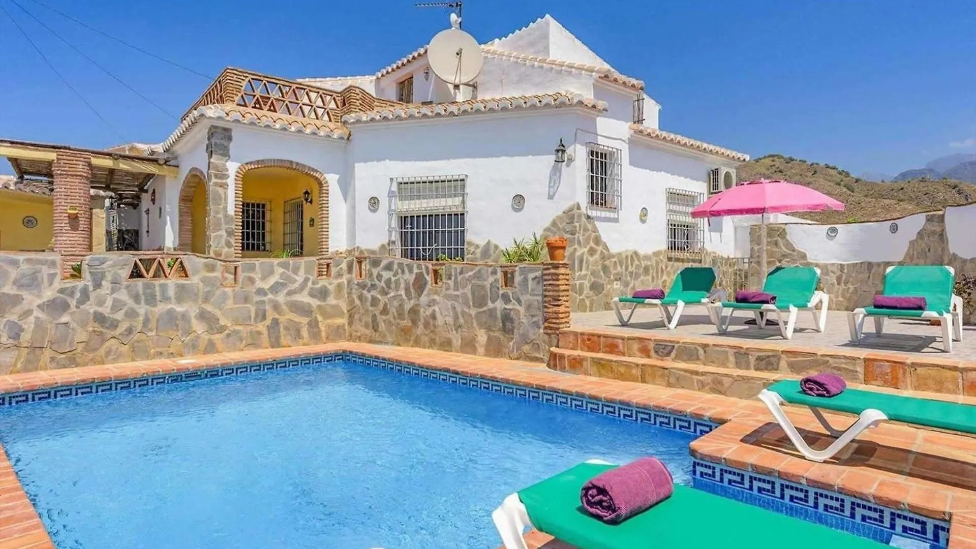 Ferienhaus Mit Privatpool Fuer 6 Personen Ca 140 Qm In Nerja, Andalusien Costa Del Sol 0*, Nerja Spain