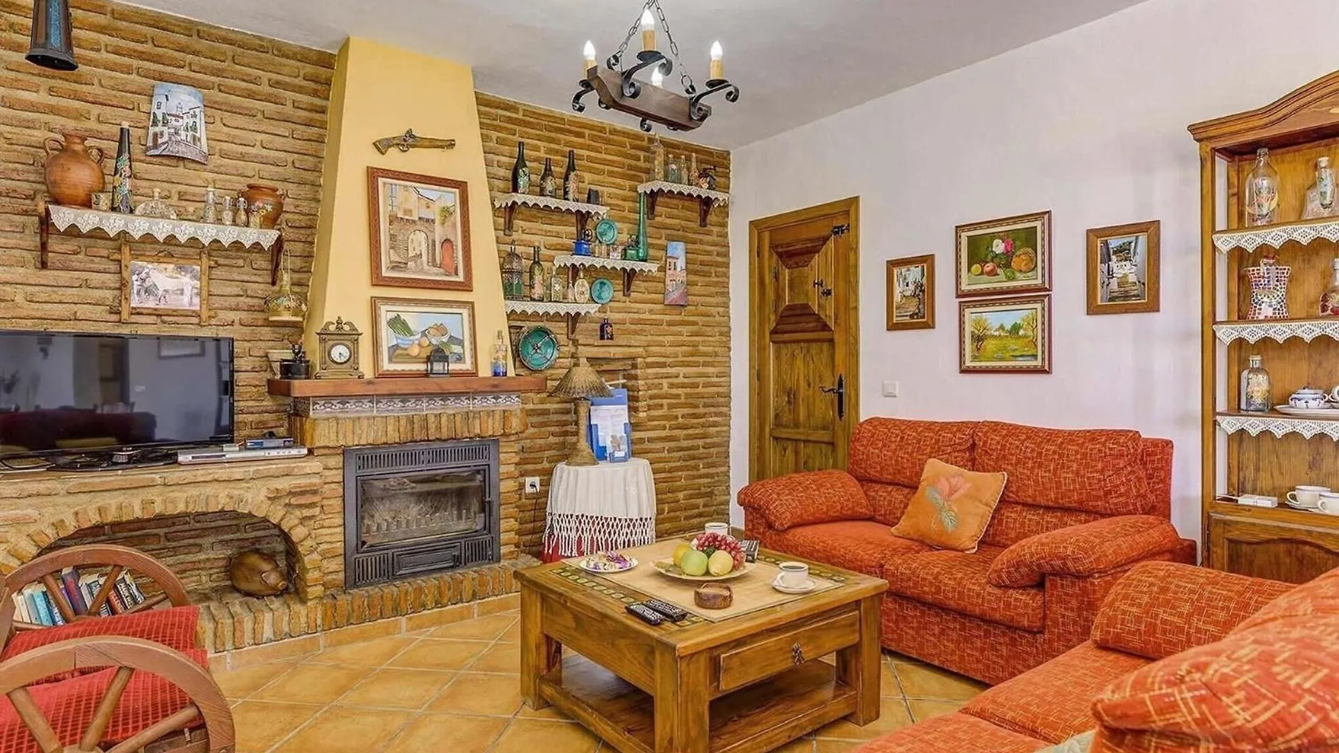 Ferienhaus Mit Privatpool Fuer 6 Personen Ca 140 Qm In Nerja, Andalusien Costa Del Sol 0*, Nerja