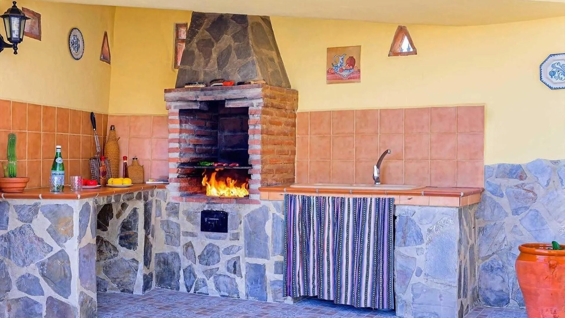 Holiday home Ferienhaus Mit Privatpool Fuer 6 Personen Ca 140 Qm In Nerja, Andalusien Costa Del Sol